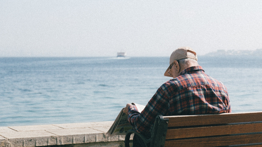 What Are the Most Common Scam Tactics Targeting Retirees? 