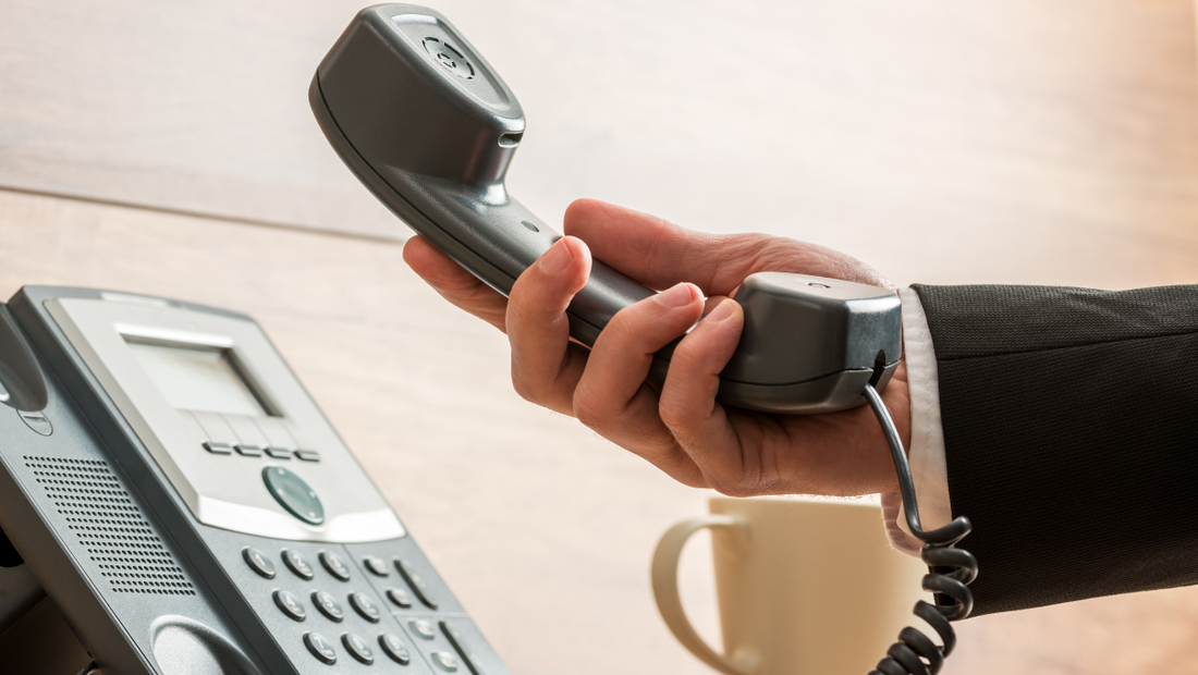 How Can Families Protect Elderly Relatives from Fake Medical or Healthcare Calls?